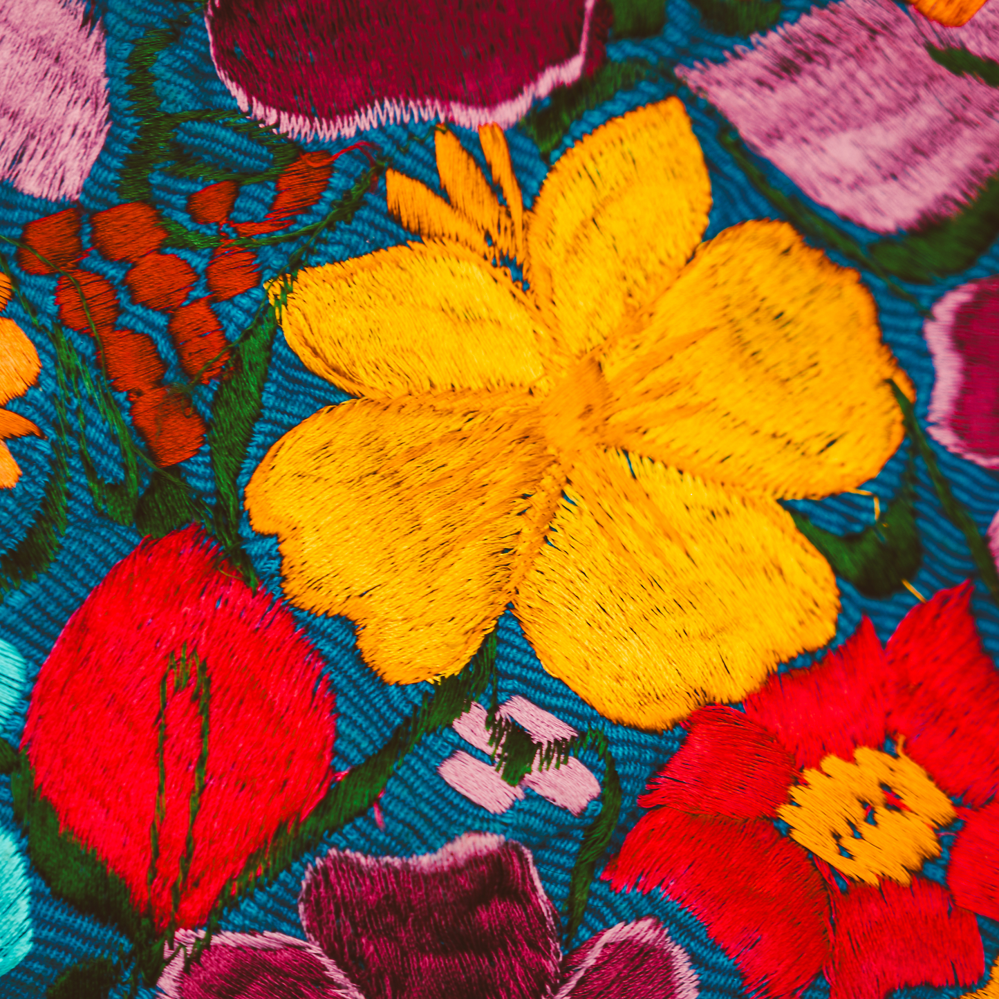 Mexicano Floral Table Runner